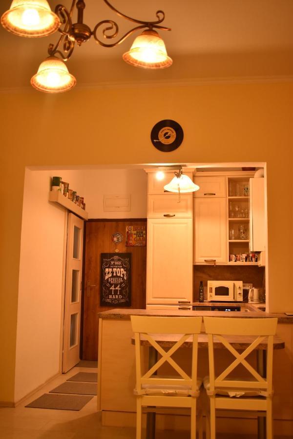 Old Town Bratislava 1Bdr Private Parking Luaran gambar